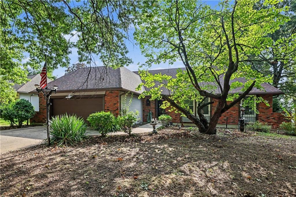 119 Johnston Parkway — photo 1