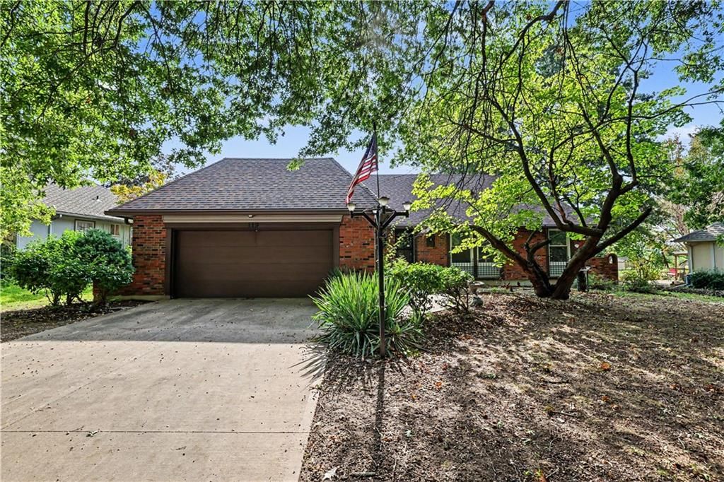 119 Johnston Parkway — photo 2