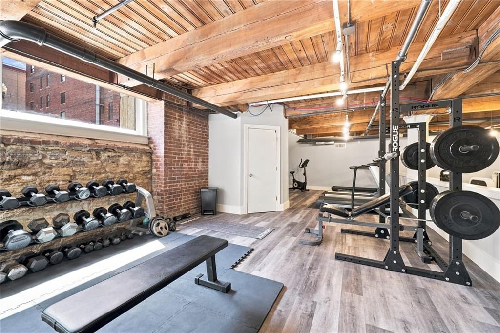 308 W 8th Street — photo 21