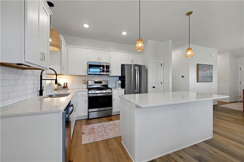 27004 E Dogwood Lane — photo 11