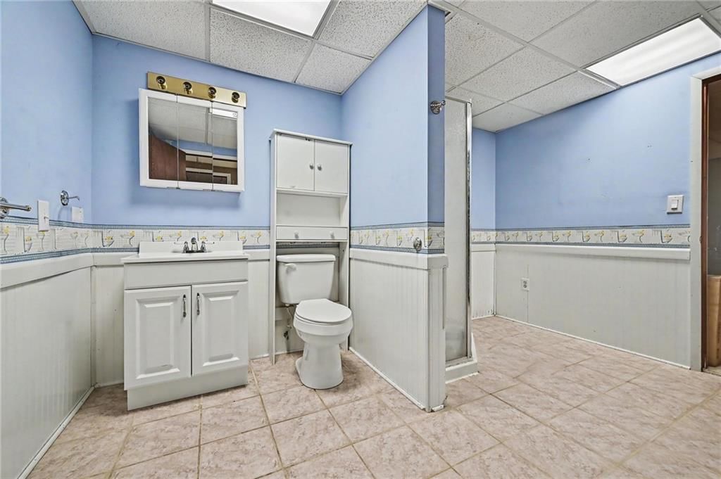 414 NE County Line Road — photo 18