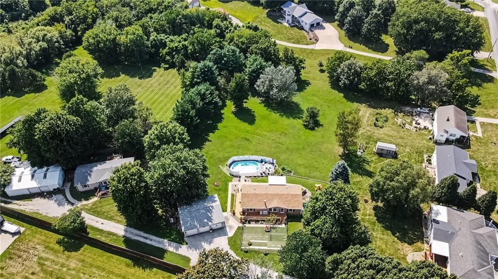 414 NE County Line Road — photo 26