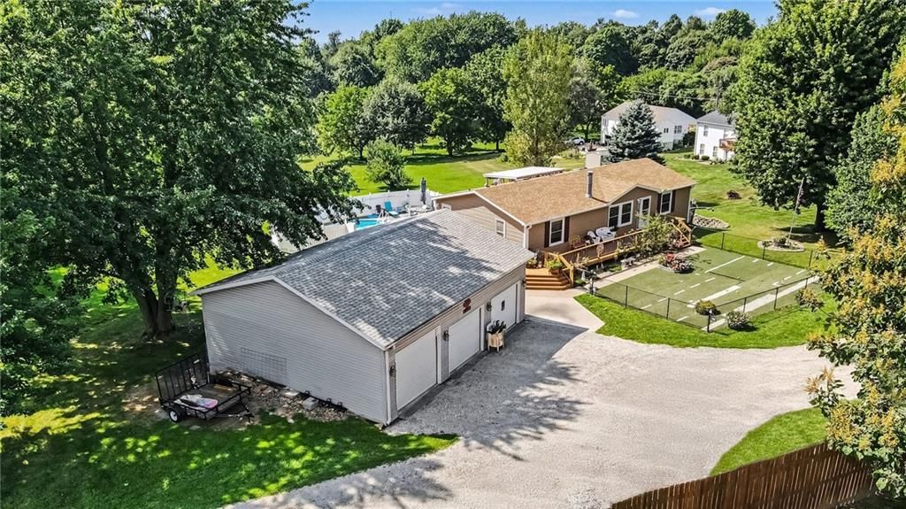 414 NE County Line Road — photo 30