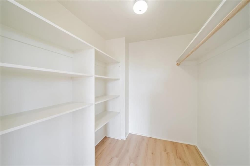 333 W Meyer Boulevard — photo 18
