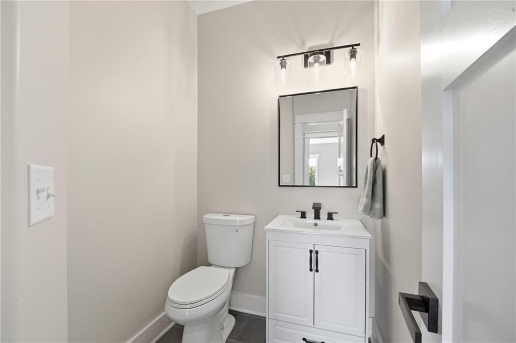 1816 NE Volos Court — photo 17
