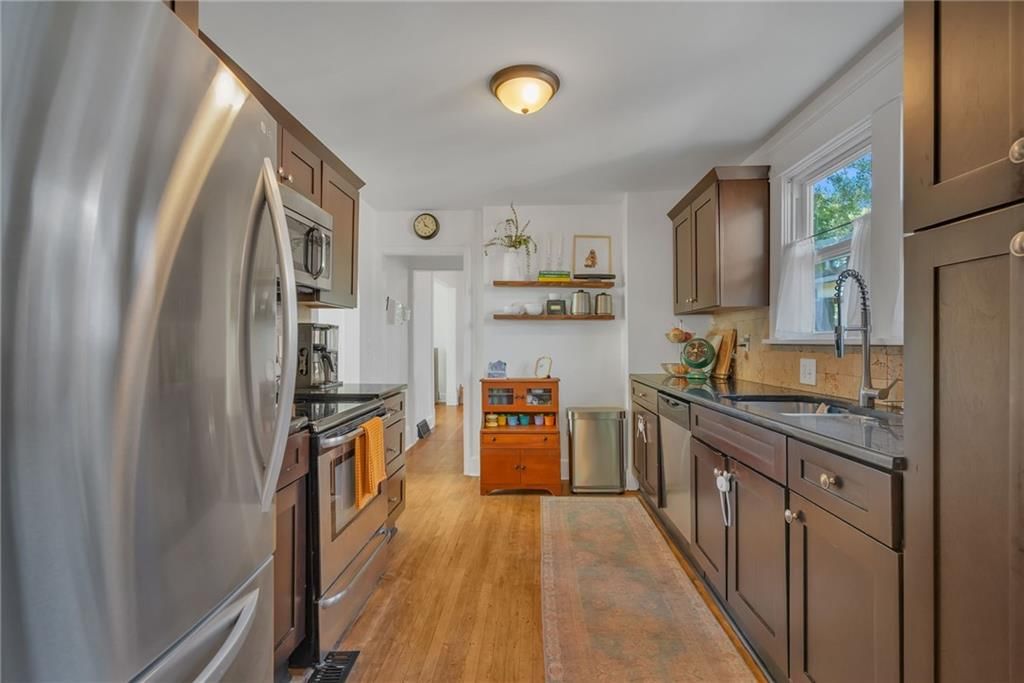 4423 GENESSEE Street — photo 7