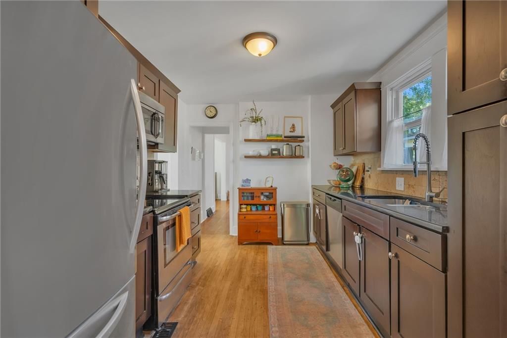 4423 GENESSEE Street — photo 31