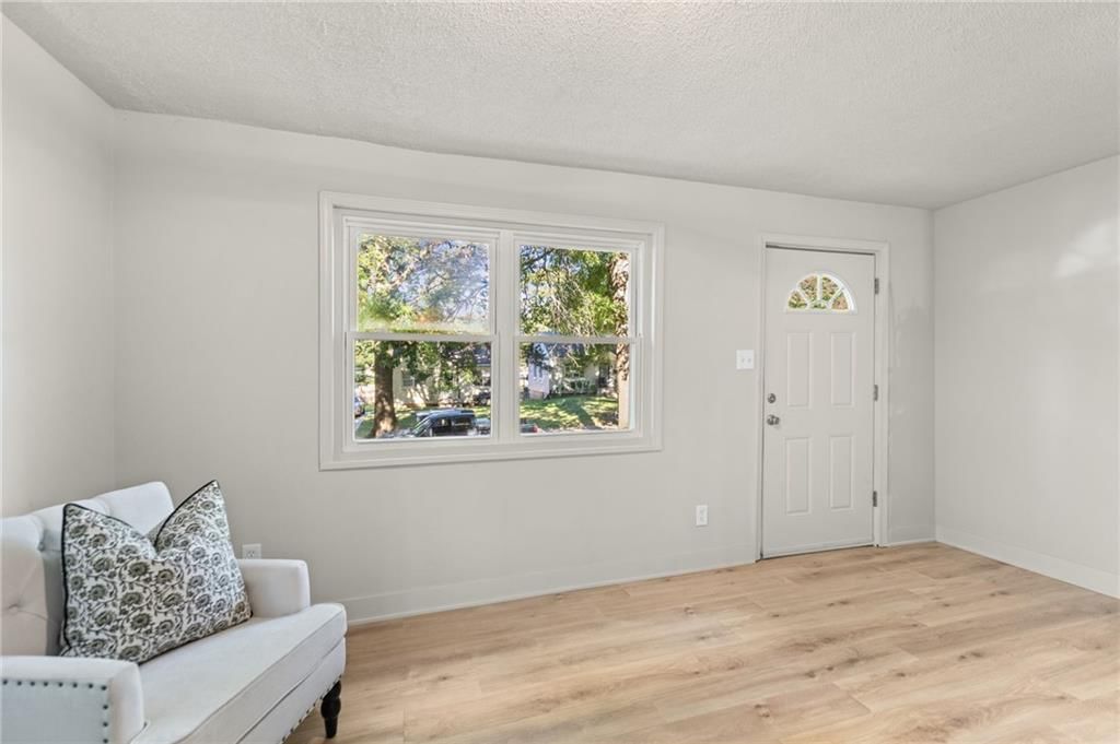7405 Park Avenue — photo 10