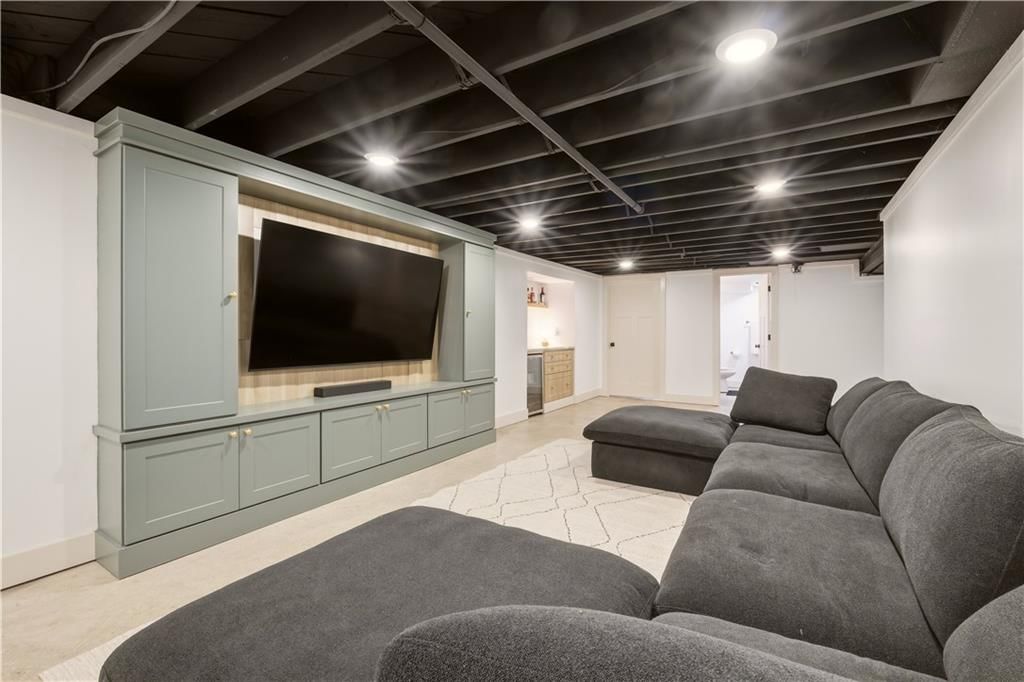 1109 W 100th Terrace — photo 18