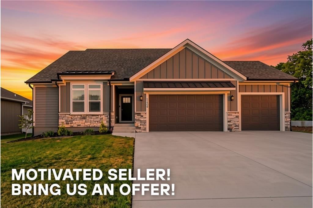 11808 E 231st Street, Peculiar, MO