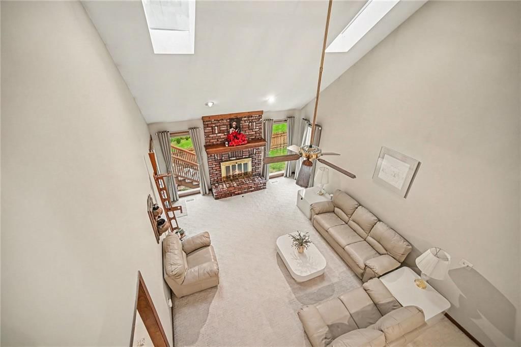 Photo 7 of 29 - 8309 N Marston Avenue, Kansas City, MO 64151