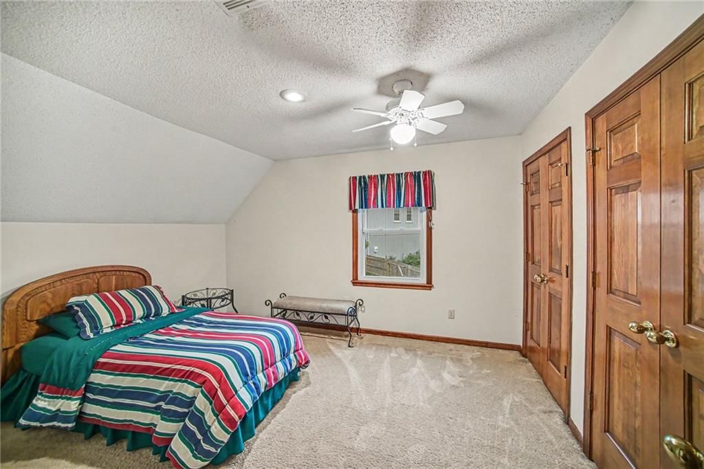 Photo 18 of 29 - 8309 N Marston Avenue, Kansas City, MO 64151