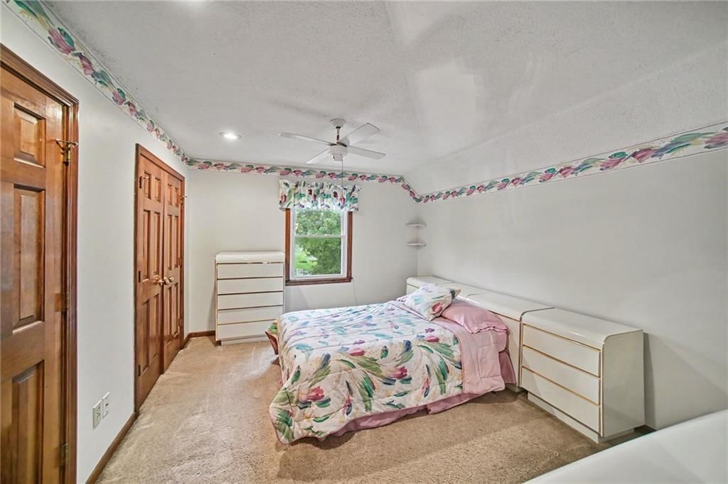 Photo 19 of 29 - 8309 N Marston Avenue, Kansas City, MO 64151