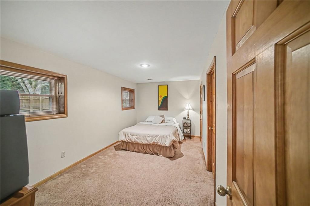 Photo 23 of 29 - 8309 N Marston Avenue, Kansas City, MO 64151