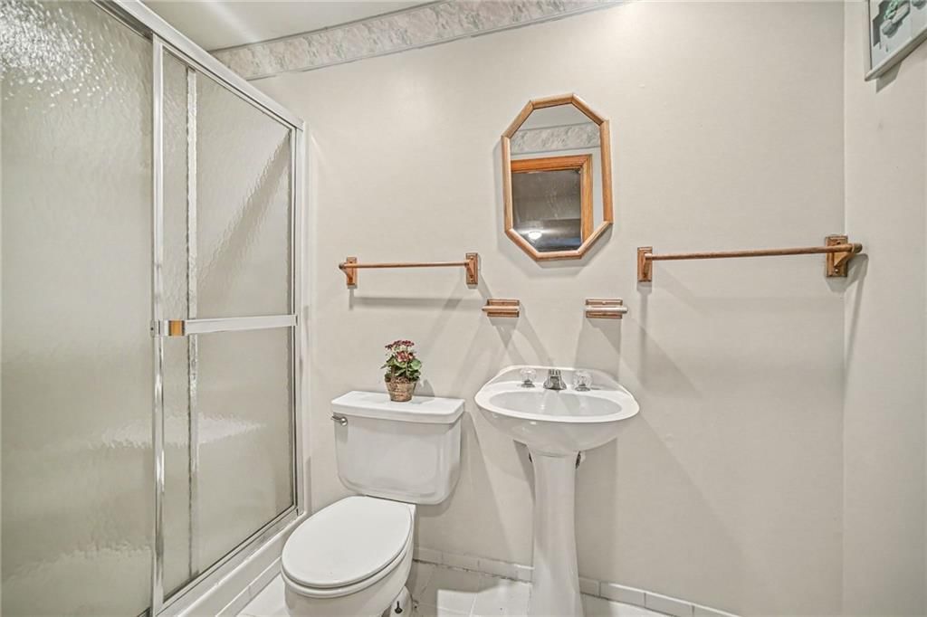 Photo 24 of 29 - 8309 N Marston Avenue, Kansas City, MO 64151