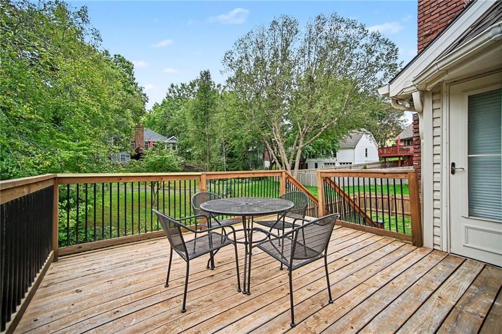 Photo 25 of 29, 8309 N Marston Avenue, Kansas City, MO 64151
