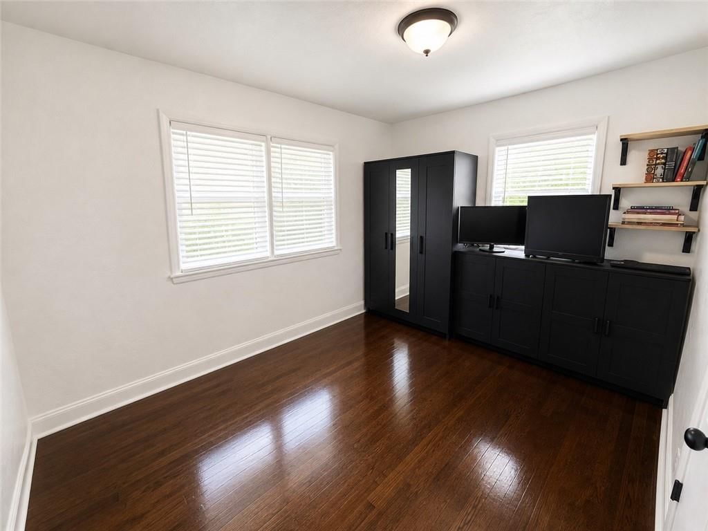 303 S Washington Avenue — photo 10