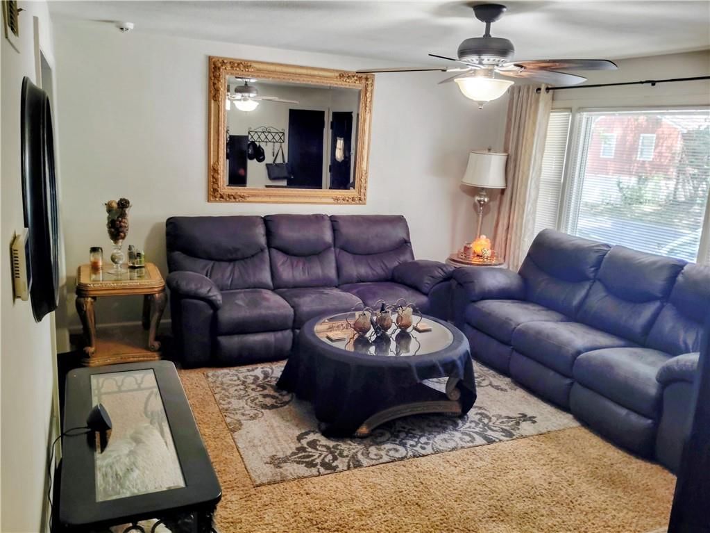 Photo 11 of 17 - 4503 NE 50th Street, Kansas City, MO 64119