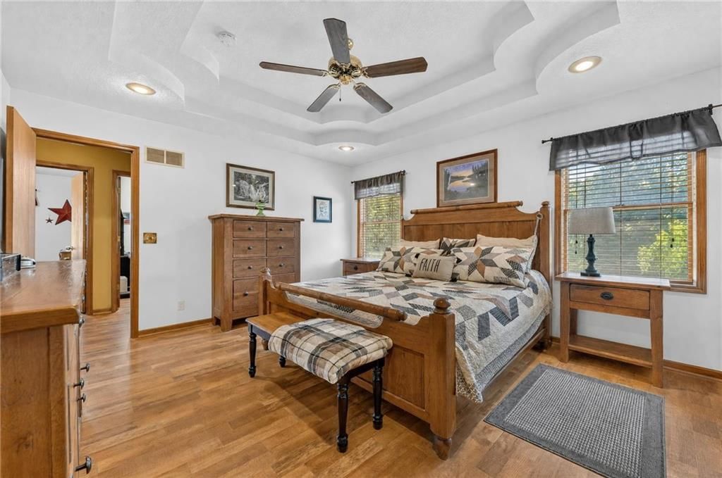 14318 Kimberly Drive — photo 11