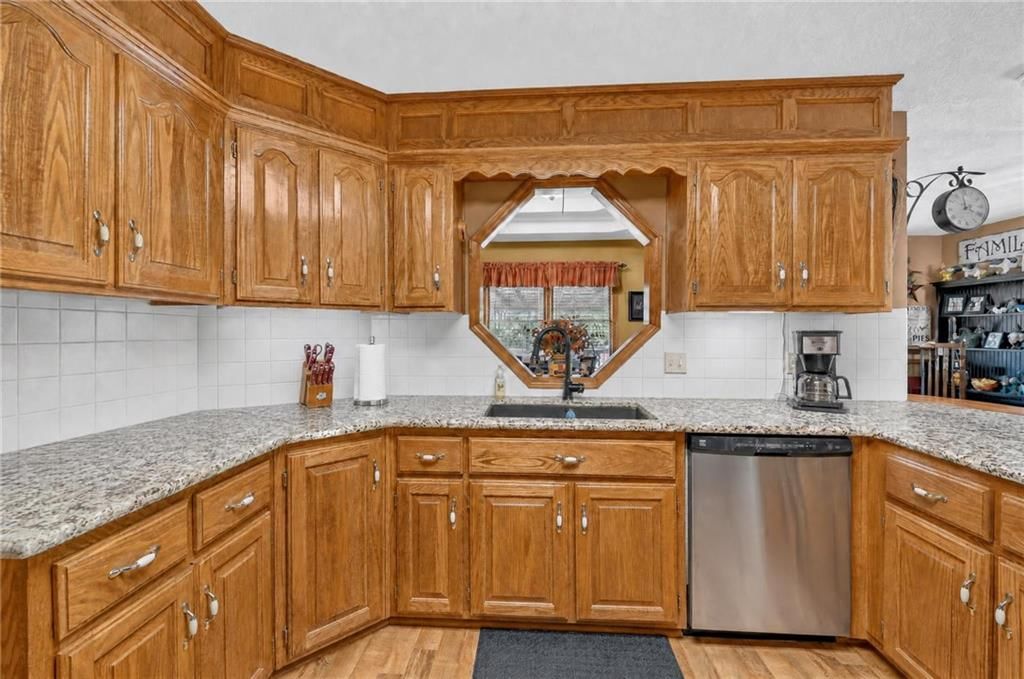 14318 Kimberly Drive — photo 22