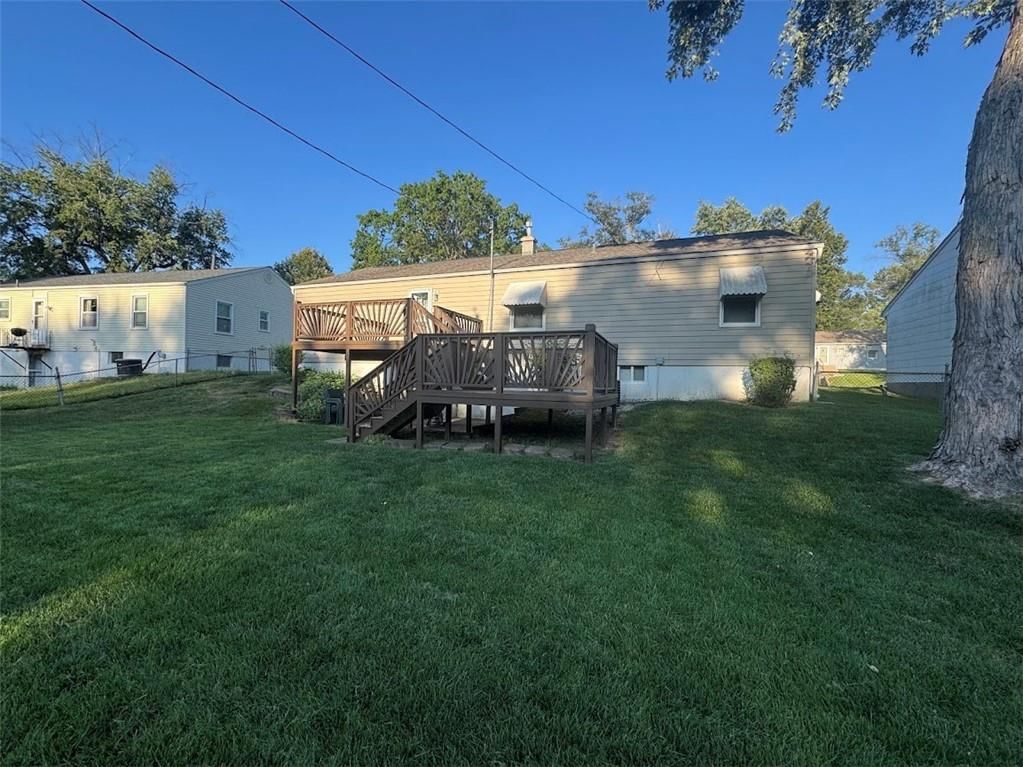 3736 N Lister Avenue — photo 6