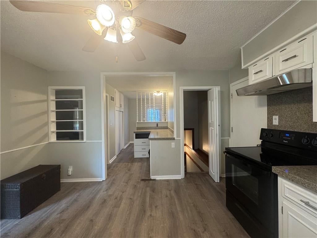 3736 N Lister Avenue — photo 12