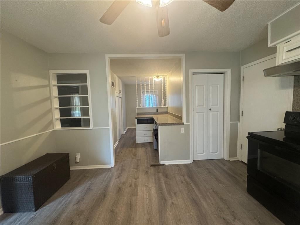 3736 N Lister Avenue — photo 13