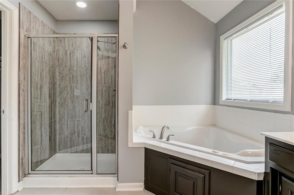 6624 W 149TH Street — photo 15