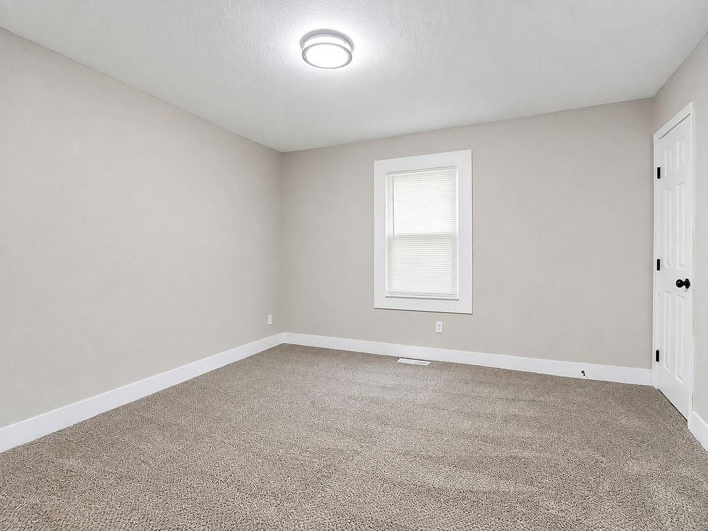 5337-5339 Paseo Boulevard — photo 9