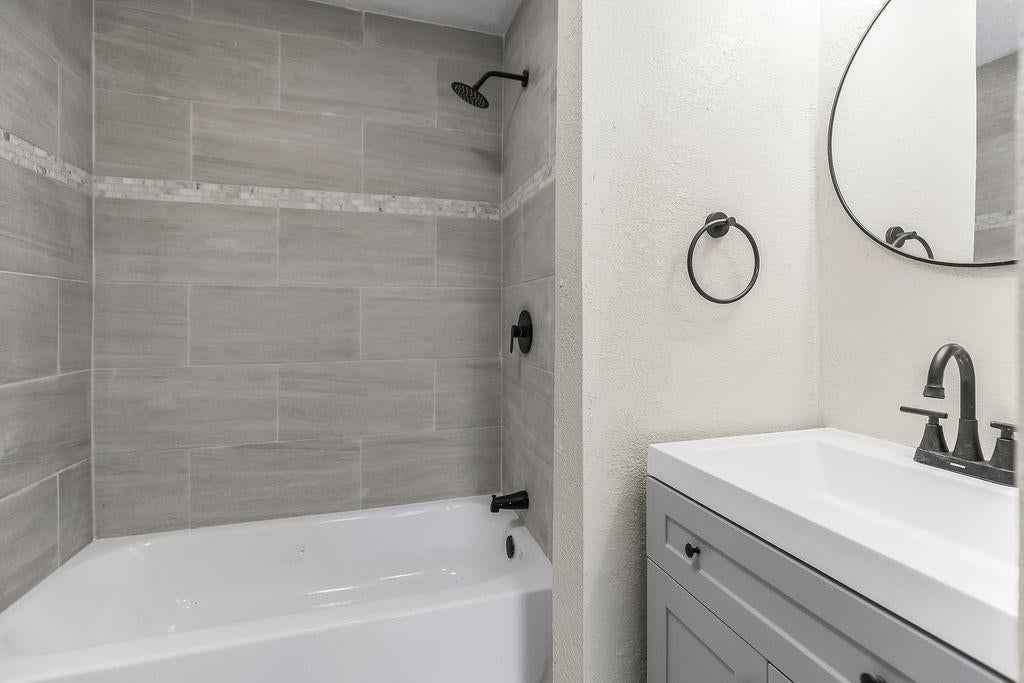 5337-5339 Paseo Boulevard — photo 13