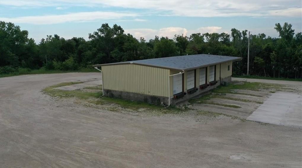 501 S Main Street — photo 10