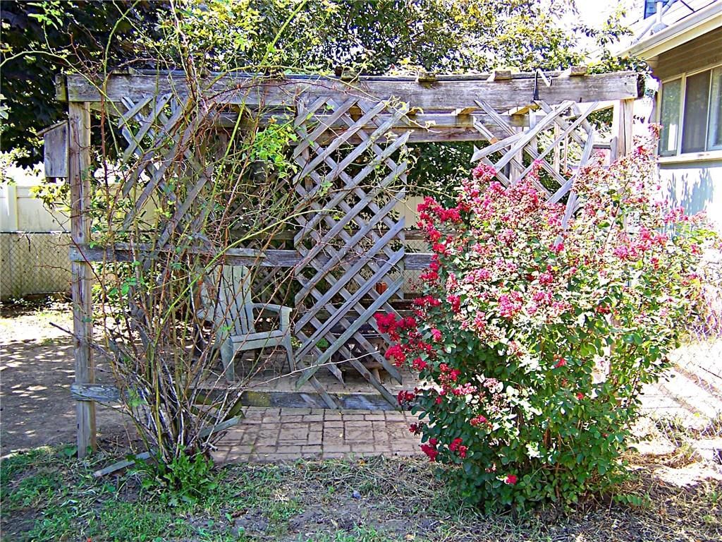 2814 Edmond Street — photo 38