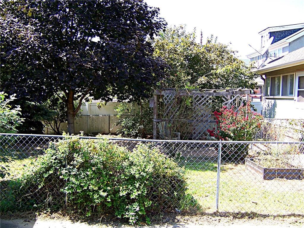 2814 Edmond Street — photo 42