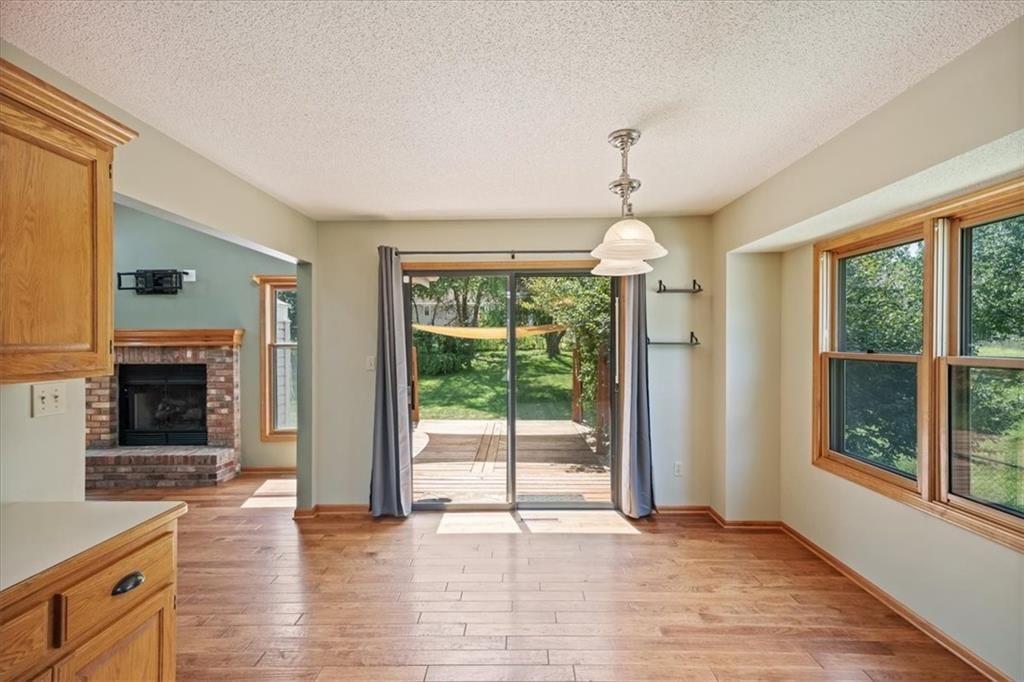 Photo 9 of 37 - 1206 SW Eastman Court, Blue Springs, MO 64015