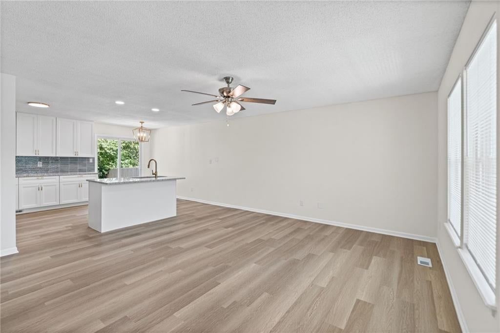8620 NE 116th Street — photo 4