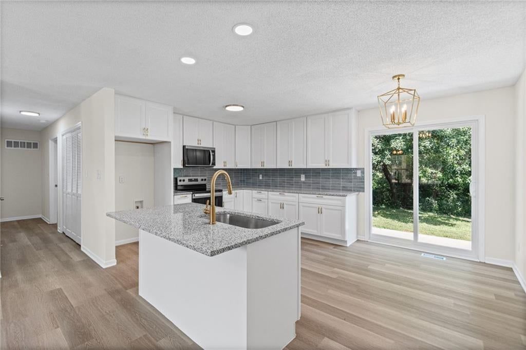 8620 NE 116th Street — photo 7