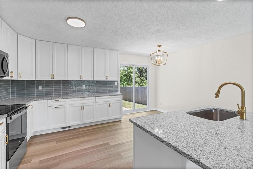 8620 NE 116th Street — photo 8