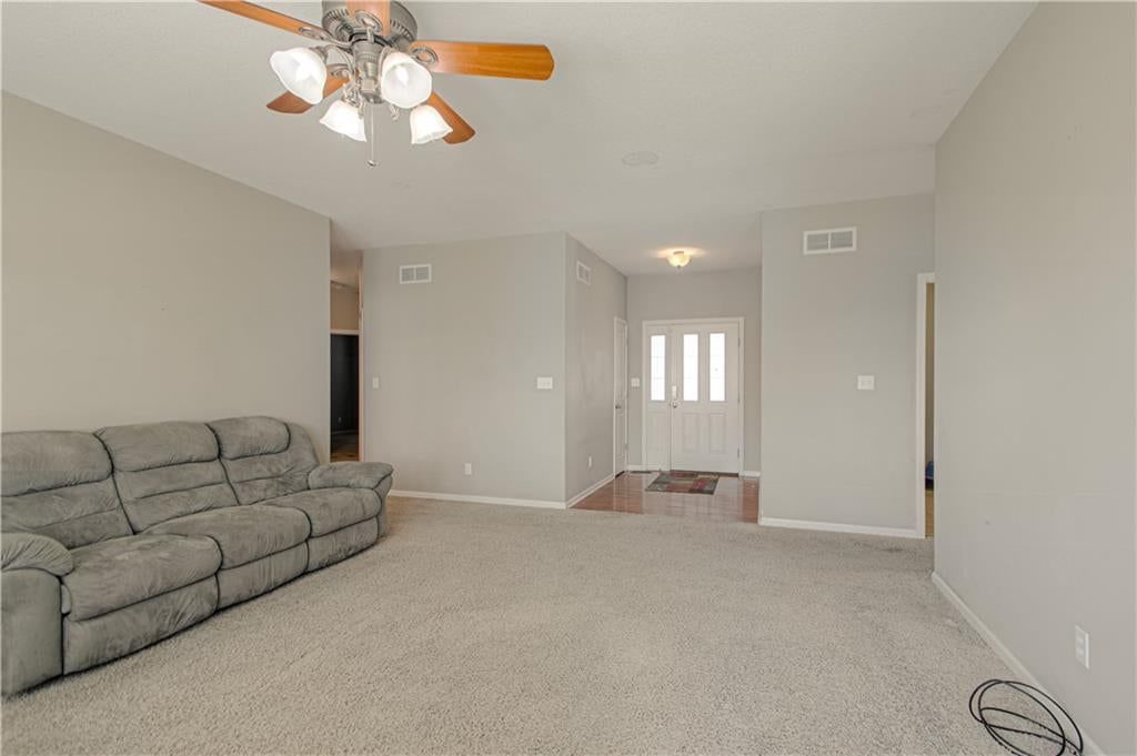 1706 Bluebird Court — photo 9