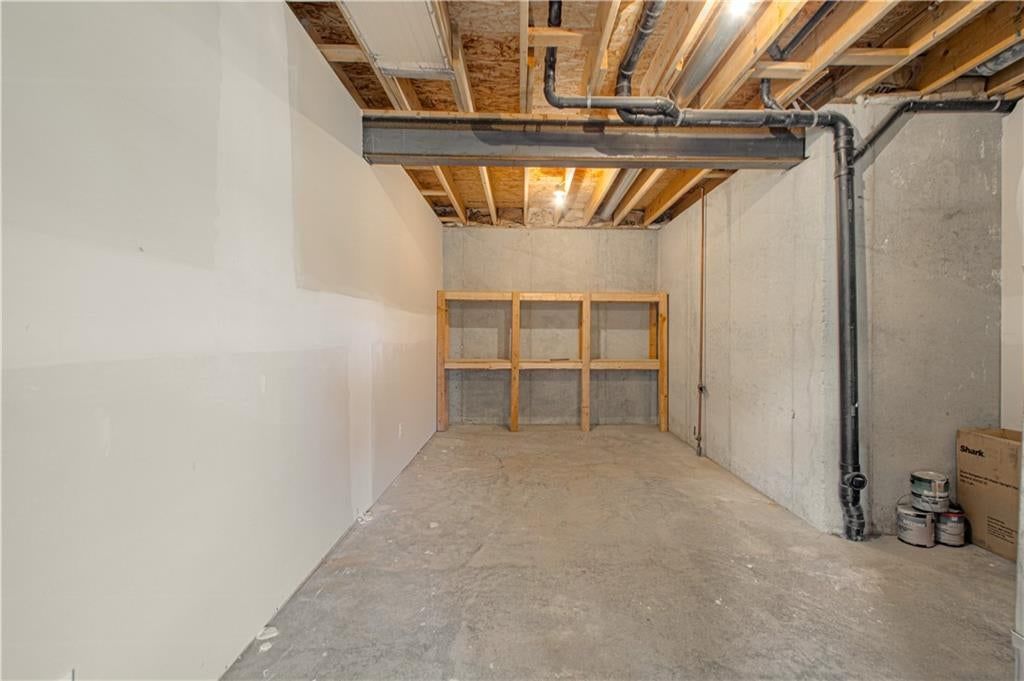 1706 Bluebird Court — photo 32
