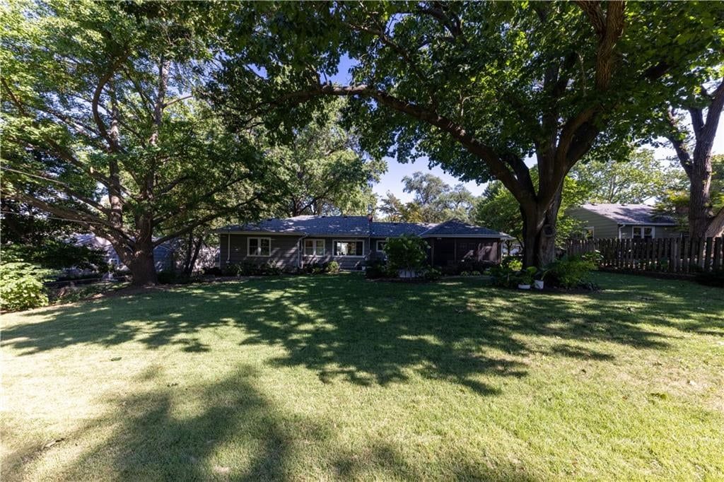 5401 W 65 Place — photo 4