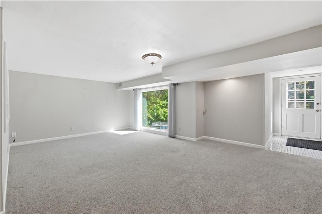 Photo 34 of 59 - 13203 W 76th Street, Lenexa, KS 66216
