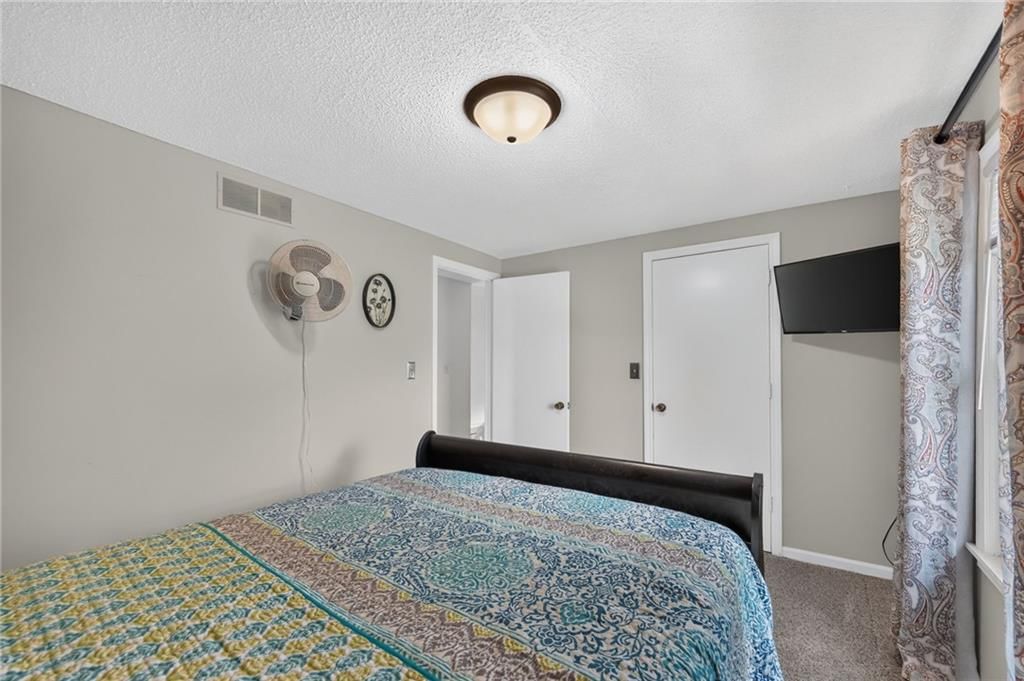 306 Lakeland Drive — photo 21
