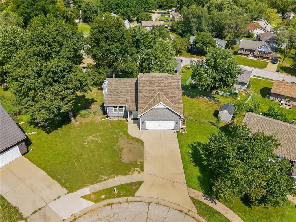 306 Lakeland Drive — photo 29