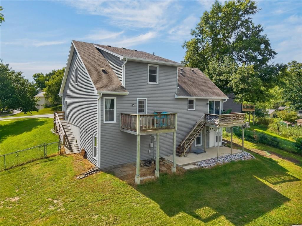 306 Lakeland Drive — photo 31