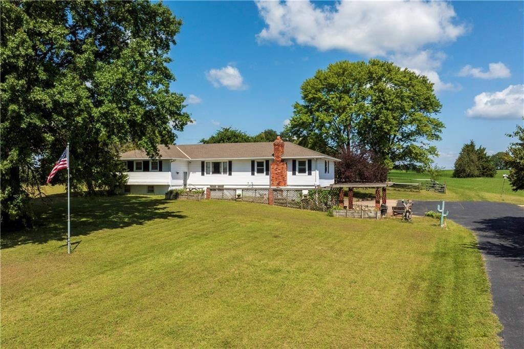 16670 Leavenworth Road — photo 3