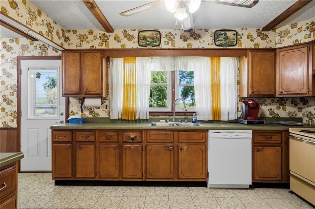 16670 Leavenworth Road — photo 7
