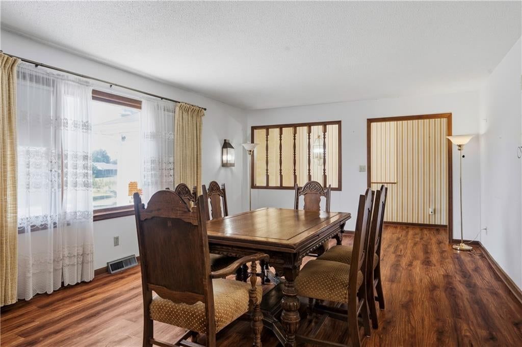 16670 Leavenworth Road — photo 11