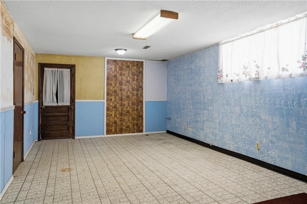 16670 Leavenworth Road — photo 31
