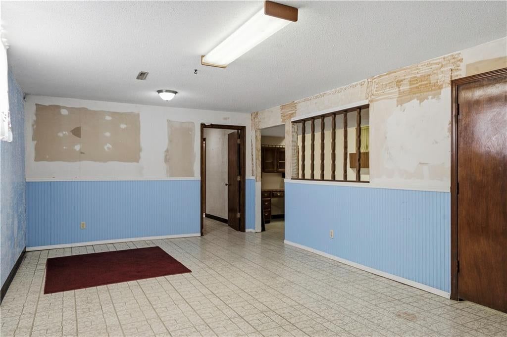 16670 Leavenworth Road — photo 32