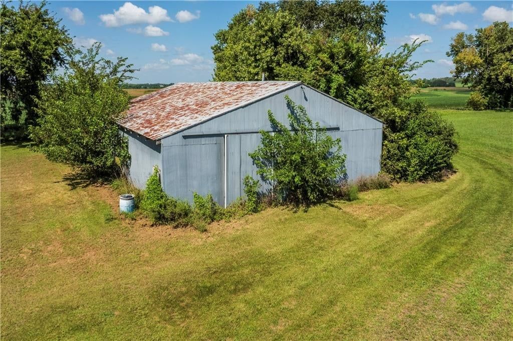 16670 Leavenworth Road — photo 38